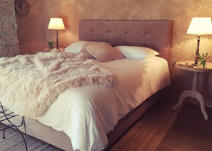 Le Des Flaneurs Nocleg ze śniadaniem