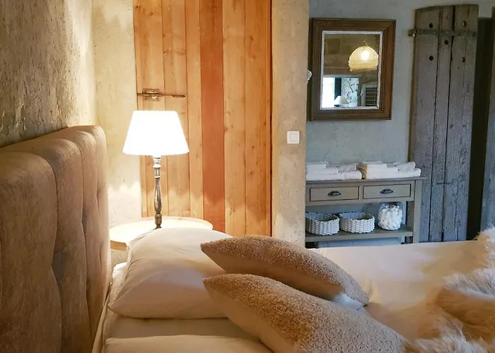 Nocleg ze śniadaniem Le Des Flaneurs 3*