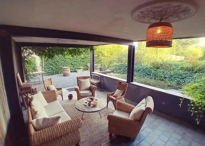 Nocleg ze śniadaniem Le Des Flaneurs 3*